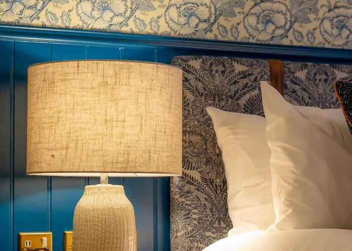 Brisbane House Hotel